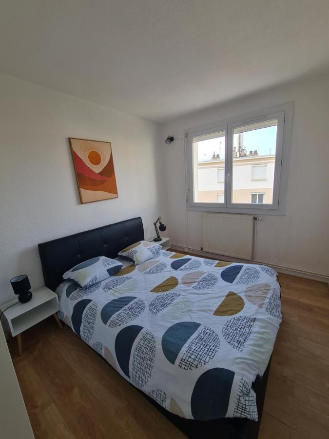 Apartamento T2 rénové avec parking gratuit sur place Valence  Exterior foto